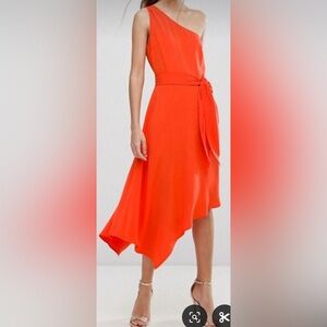 You’ll look gorgeous in this cocktail dress!